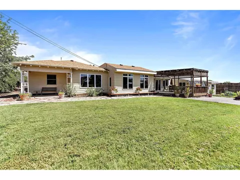 7997 Emerald Ln, Broomfield, CO 80020