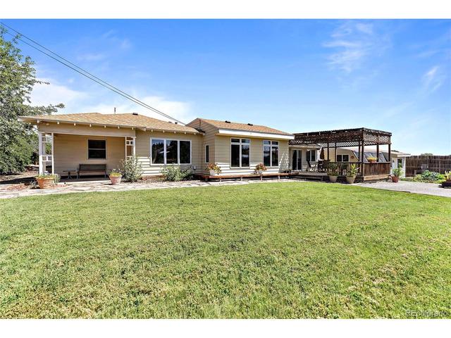 7997 Emerald Ln, Broomfield, CO 80020