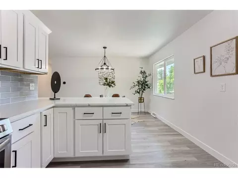 8090 E Linvale Pl, Denver, CO 80231 photo 10