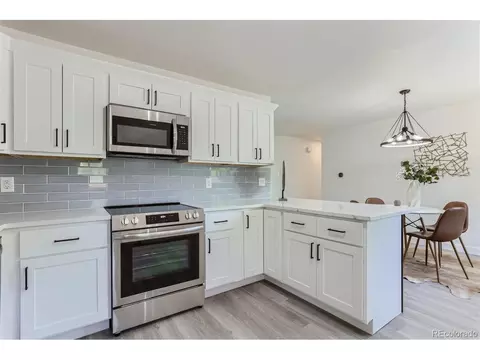 8090 E Linvale Pl, Denver, CO 80231 photo 9