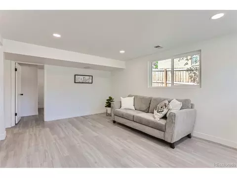 8090 E Linvale Pl, Denver, CO 80231 photo 20