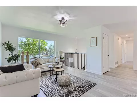 8090 E Linvale Pl, Denver, CO 80231 photo 6