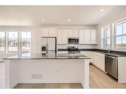 6562 Arbor Blvd #1, Thornton, CO 80602 photo 2