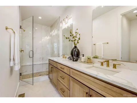 Bath - 10994 E Geddes Pl, Centennial, CO 80112 photo 1 of 2
