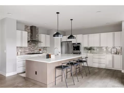 Kitchen - 8910 Beekman Pl, Denver, CO 80238 photo 2 of 3