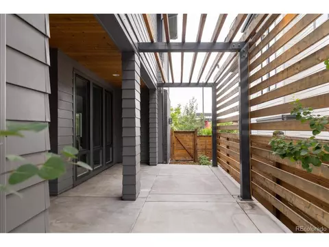 Exterior - 8910 Beekman Pl, Denver, CO 80238 photo 3 of 6