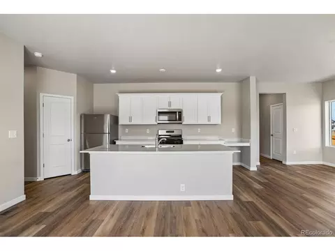48140 Shetland Dr, Bennett, CO 80102 photo 7