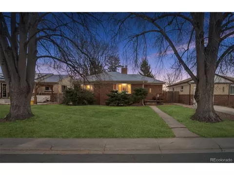 2634 Ivanhoe St, Denver, CO 80207