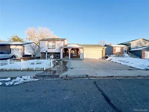 230 Coolidge Ct, Bennett, CO 80102