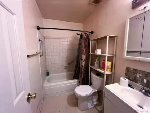 230 Coolidge Ct, Bennett, CO 80102 photo 6