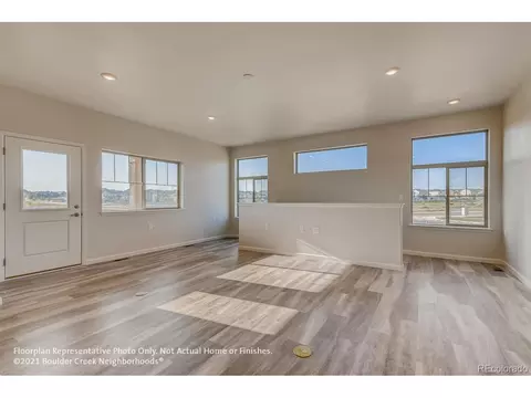 8016 E 126th Ct, Thornton, CO 80602 photo 4