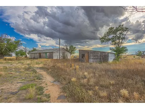 38355 Shear Rd, Yoder, CO 80864 photo 2