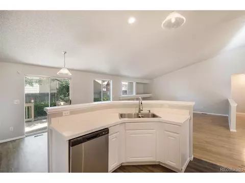 5550 E 118th Ave, Thornton, CO 80233 photo 9