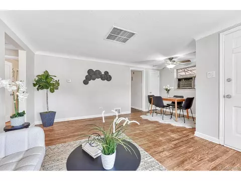 3394 Oneida St, Denver, CO 80207 photo 6