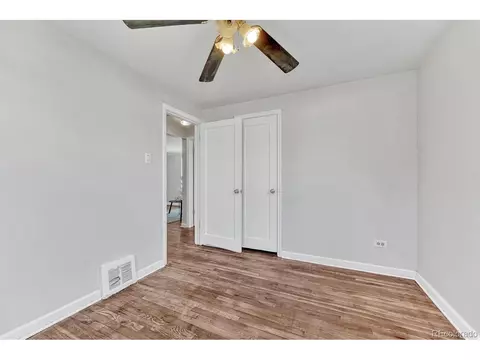 3394 Oneida St, Denver, CO 80207 photo 15