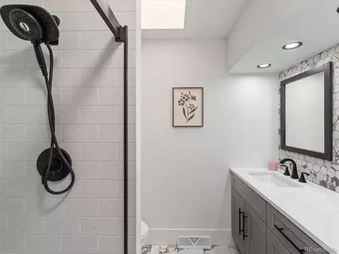 Bath - 6562 E Cornell Ave, Denver, CO 80224 photo 3 of 4