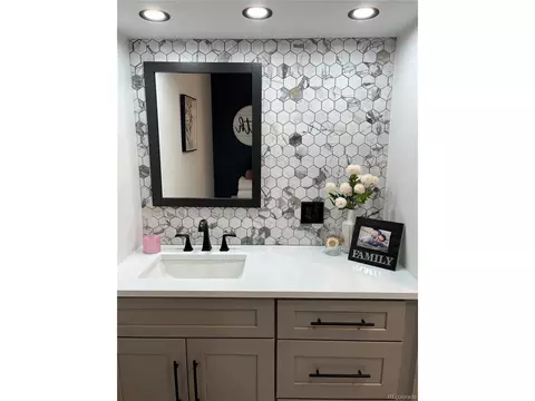 Bath - 6562 E Cornell Ave, Denver, CO 80224 photo 3 of 4