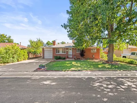 3082 W Saratoga Ave, Englewood, CO 80110