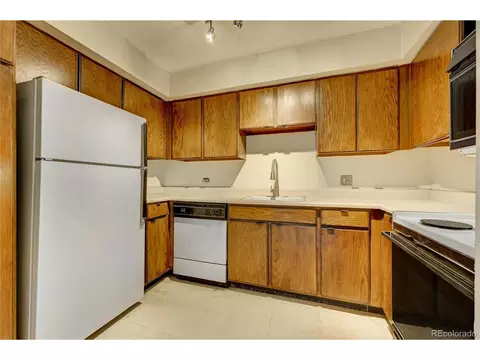 Undisclosed, Denver, CO 80202 photo 8