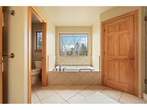 Bath - 13909 Stone Chimney Ln, Pine, CO 80470 photo 3 of 5
