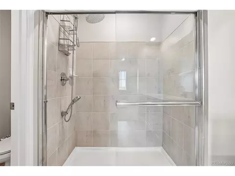 Bath - 22160 E 8th Ave, Aurora, CO 80018 photo 5 of 5