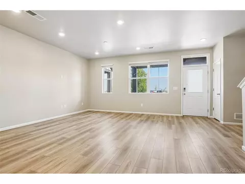 Living - 22160 E 8th Ave, Aurora, CO 80018 photo 4 of 5