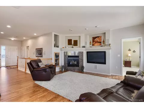 22724 E Long Dr, Aurora, CO 80016 photo 4