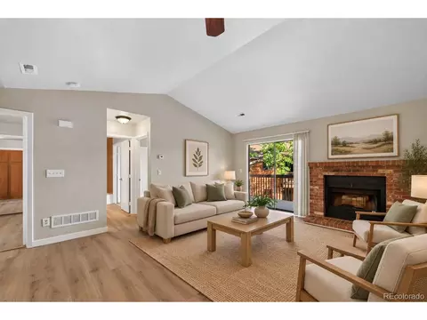 2273 S Buckley Rd #202, Aurora, CO 80013