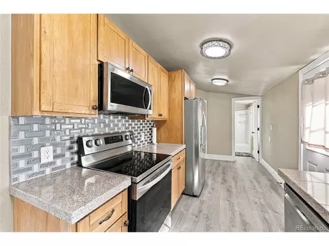 Kitchen - 24205 Eccles St, Elbert, CO 80106 photo 2 of 3