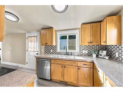 Kitchen - 24205 Eccles St, Elbert, CO 80106 photo 1 of 3