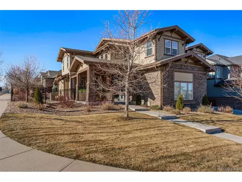 26725 E Peakview Dr, Aurora, CO 80016 photo 2