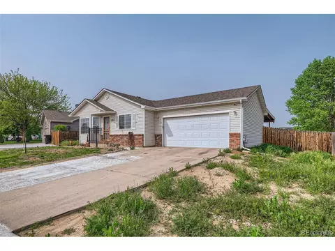 3902 Mountain View Dr, Evans, CO 80620