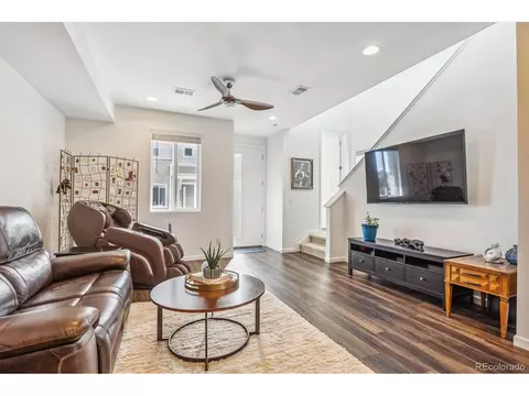 23650 E 5th Dr, Aurora, CO 80018 photo 5