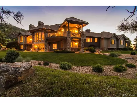 9977 Elkhorn St, Littleton, CO 80127