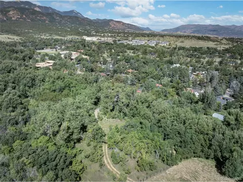24 Thomas Ln, Colorado Springs, CO 80906