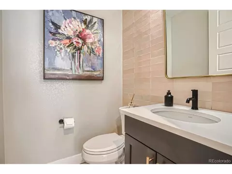 9727 E 61st Ave, Denver, CO 80238 photo 16