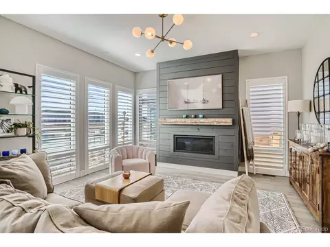 9727 E 61st Ave, Denver, CO 80238 photo 2