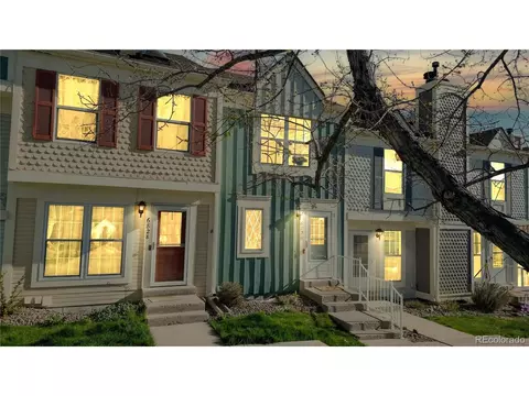 6826 S Independence St, Littleton, CO 80128