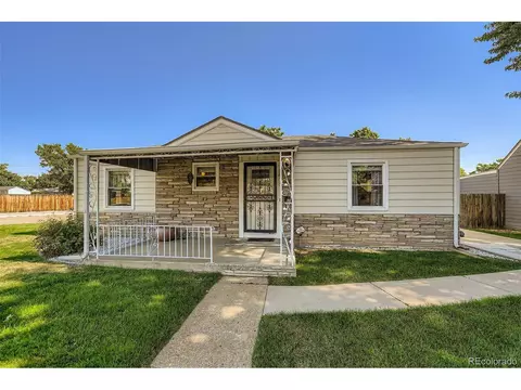 1815 W Dixie Pl, Denver, CO 80221