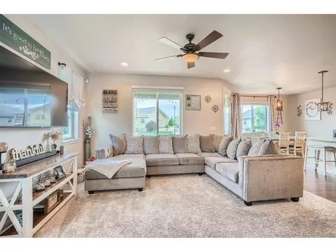 8154 Eagle Dr, Greeley, CO 80634 photo 5