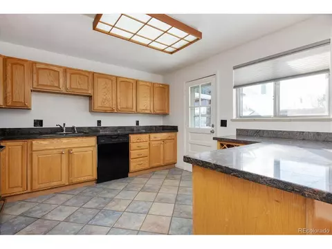 5877 Union St, Arvada, CO 80004 photo 6