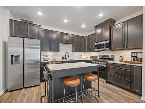 10062 W Victoria Pl #202, Littleton, CO 80127