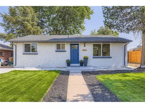 3722 S Green Ct, Englewood, CO 80110
