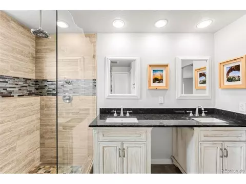 Bath - 5547 Quail St, Arvada, CO 80002 photo 4 of 5