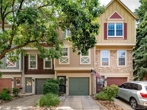 11885 E Kepner Dr, Aurora, CO 80012