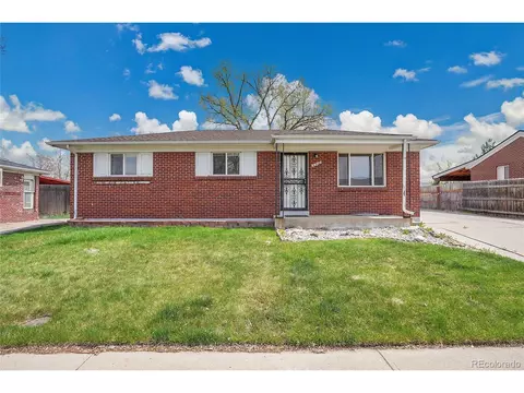 5510 Troy St, Denver, CO 80239