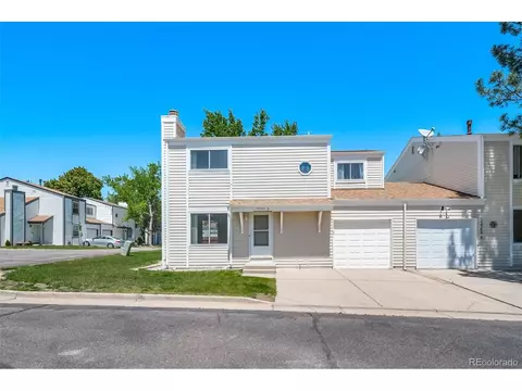 15948 E Radcliff Pl #B, Aurora, CO 80015