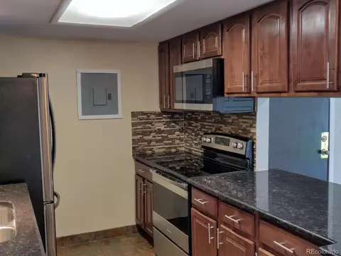 18023 E Ohio Ave #203, Aurora, CO 80017 photo 2