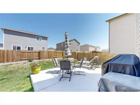 Exterior - 7233 Vermillion St, Frederick, CO 80530 photo 4 of 10