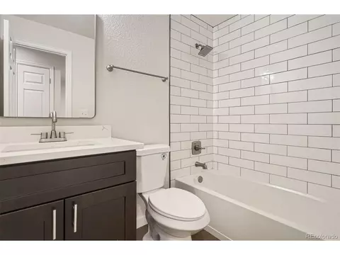 15934 E Columbia Pl, Aurora, CO 80013 photo 9